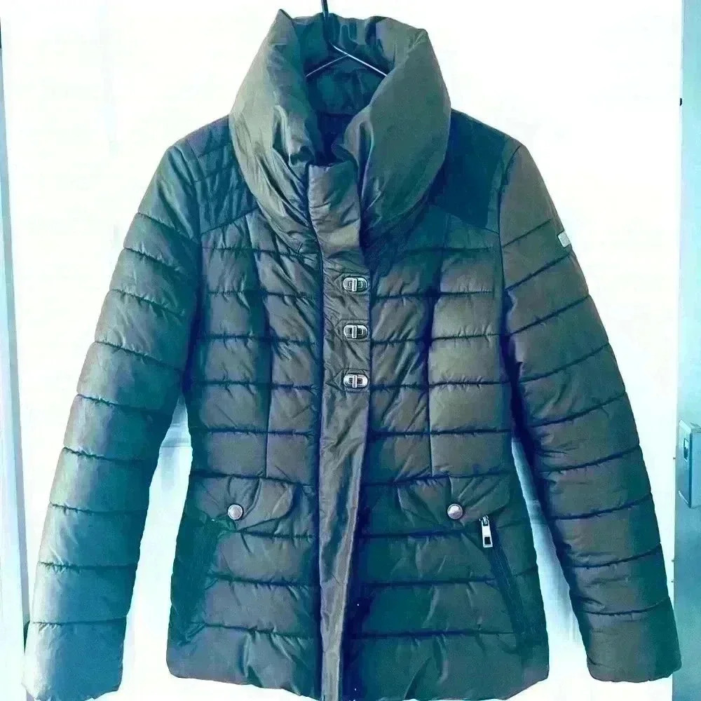 MEXX  GREEN WINTER PUFFER WAIST JACKET PARKA ROUND NECK SIZE SMALL
